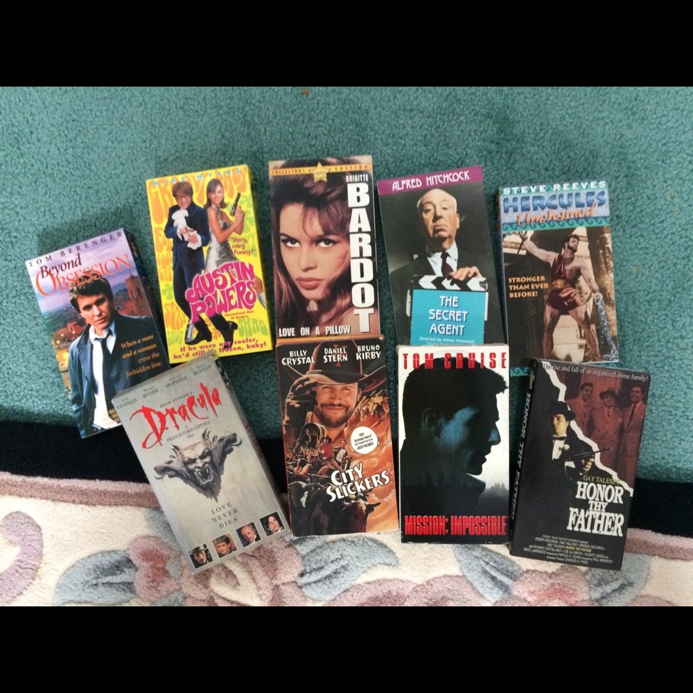 VHS Tapes Lot Of Nine Rare Vintage Cult Thriller Horror Suspense Comedy Classics